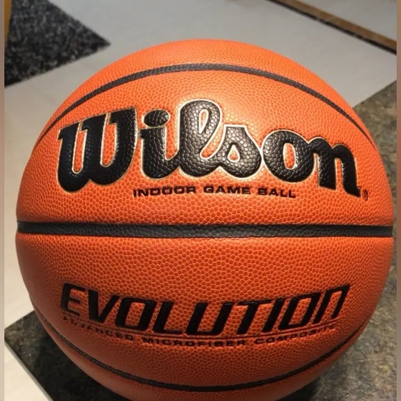 Wilson Evolution Basketball Size 7 Brand New - Picture 3 of 3